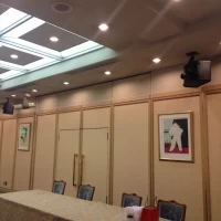 披露宴場の壁
