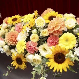 メインテーブルの装花