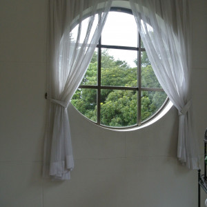 珍しい丸い窓|422271さんの横浜市イギリス館(山手西洋館)の写真(302932)