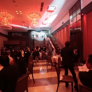 披露宴