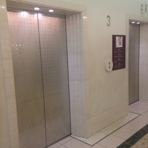 モダンなエレベータホール|425180さんの新宿ワシントンホテルの写真(309577)
