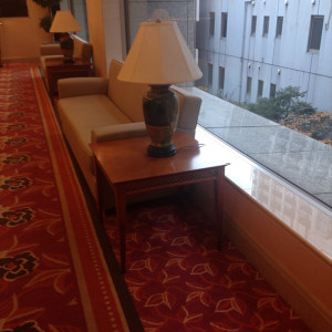 赤い絨毯が印象的なロビーです|425286さんのホテル ルポール麹町の写真(309980)