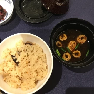 日本人！という感じがしてほっこりしました。
