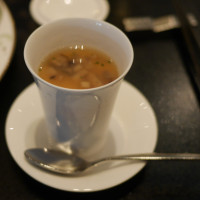 蛤と茸の旨味スープ