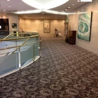 パーティ会場前