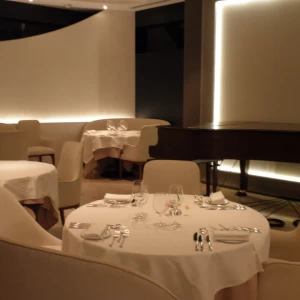 会場テーブル|429623さんのla JEUNESSE DAIKANYAMA (ラ ジュネス代官山）の写真(325802)