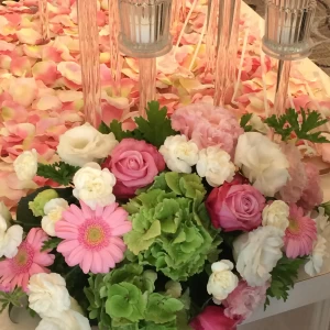 ドレスによく合った装花|431071さんのJR HOTEL CLEMENT TAKAMATSU（JRホテルクレメント高松）の写真(332827)