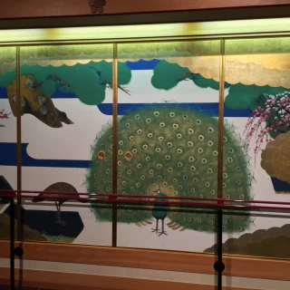 孔雀の間