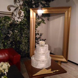 ケーキを置くイメージ|431474さんのフェリシテ ウェディング(Felicite Wedding)の写真(331392)