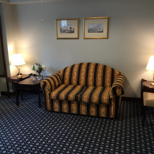 ソファーもあってくつろげそう|432921さんのホテルモントレ札幌（ウエディング取扱終了）の写真(360123)