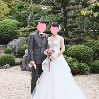 お庭でドレスで撮影