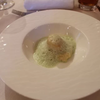 帆立貝のポワレ