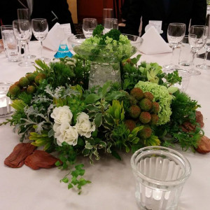各テーブルの植物|435625さんのオークラアカデミアパークホテルの写真(345888)