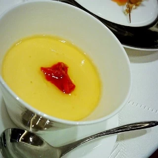 洋風の茶碗蒸し（料理名忘れてしまいました＞＜）