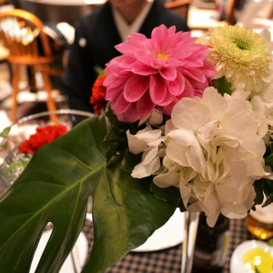 テーブル装花|440035さんのThe Matirtha Suite ザ マティルタスイートの写真(366778)