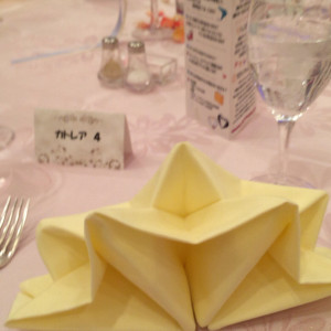 ナフキンの折り方が星型です。いろいろ選ぶ事ができます。|440037さんのホテル札幌ガーデンパレスの写真(367668)