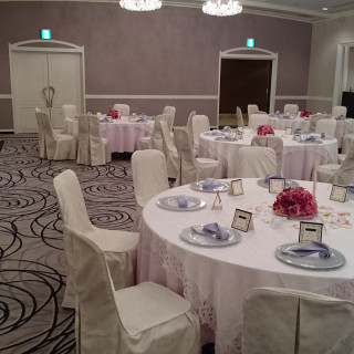 披露宴会場1-2　全景
