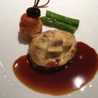 お肉　ソースが美味しい！！