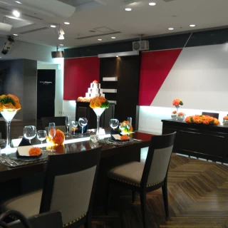 試食会場のモーツアルト