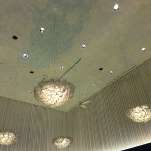 天井は青空と雲をイメージ|440394さんのANAクラウンプラザホテル新潟の写真(384374)