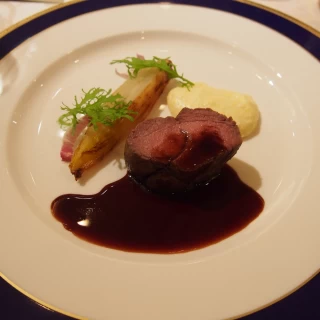 お肉料理