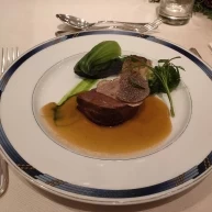 お肉料理