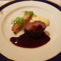 お肉料理