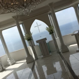 海が見えるチャペル