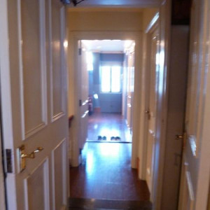 段差が多いが邸宅らしい廊下|442379さんのBon Bon Bon LA fait maison（ボンボンボンラフェメゾン）（営業終了）の写真(386859)
