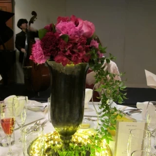 装花は造花も交じってます
