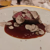 お肉料理