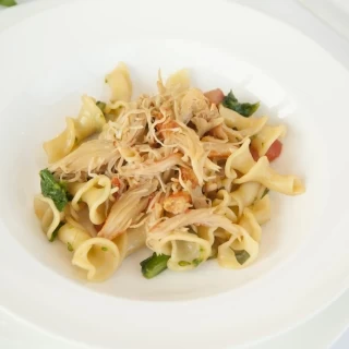 ズワイガニのショートパスタ