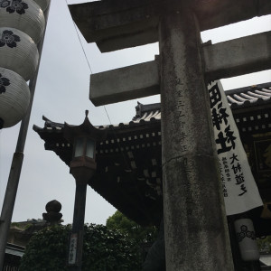 門の前の鳥居|444454さんの櫛田神社(福岡県)の写真(379602)