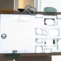 ウェルカムスペースに写真を撮れたり、見れたりする機器