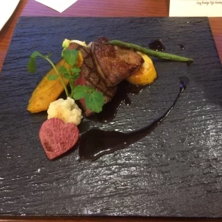 牛フィレ肉とフォアグラ
