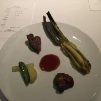 独特な盛り付け