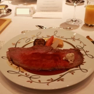 メインのローストビーフはおかわりもできました。