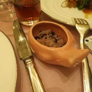 可愛らしいお赤飯