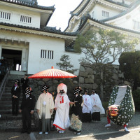 岸和田城にて模擬挙式の様子　花嫁行列