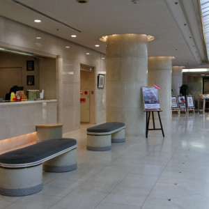フロント前のフロア|450491さんの伊丹シティホテル（営業終了）の写真(407113)