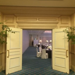 披露宴会場の入り口