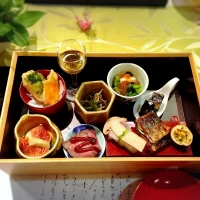 お料理は見目にも楽しめます。