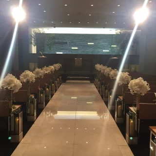 正面から見た披露宴会場