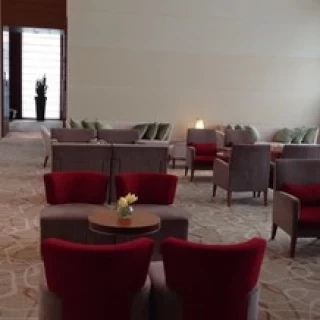 チャペル前ロビー