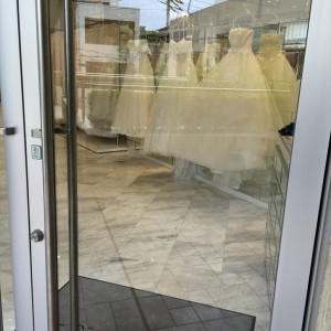 衣装サロン|452762さんの小さな結婚式 福岡店の写真(408472)
