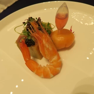 着席前に出されていた前菜