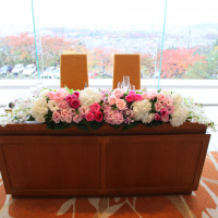 64800円のメインテーブル装花