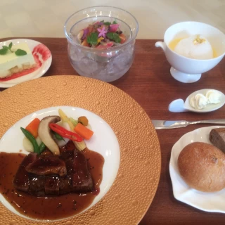 無料で試食させていただきました