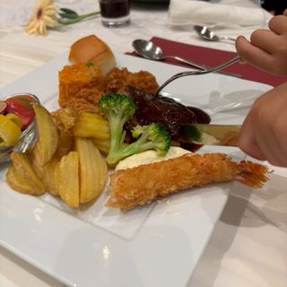 SADOYA Chateau de Provence(サドヤ シャトー ド プロヴァンス)のクチコミ 料理・ケーキの写真(1枚目)