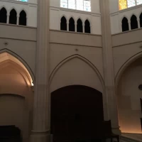 聖堂の壁面